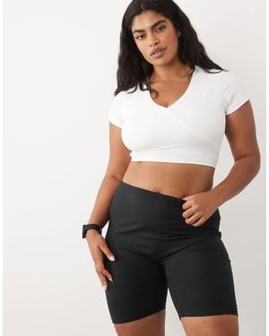 4505 Curve Seamless Baby Rib Wrap Front Short Sleeve Top - Black