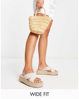 Asos Design Wide Fit Jazlyn - mules au crochet à semelle plateforme - naturel - Blanc