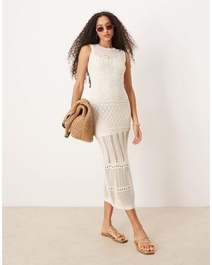 New Look Robe longue en maille au crochet - crème - Neutre