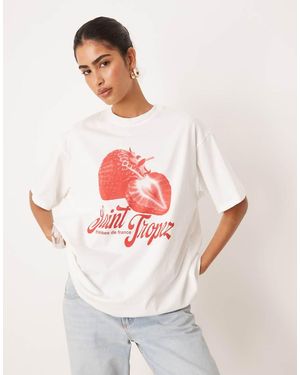 ASOS Oversized T-Shirt With Strawberry Graphic - Grey