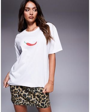 In The Style 'Hot Stuff' Chilli Motif Oversized T-Shirt - White