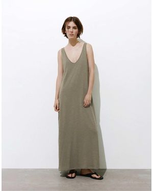Pull&Bear Robe mi-longue à bretelles - kaki - Neutre