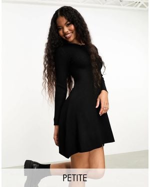 Only Petite Robe patineuse courte en maille - Noir
