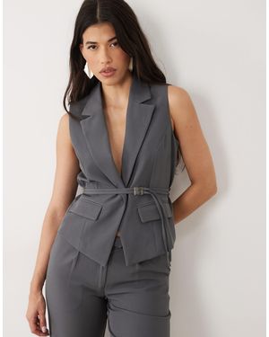Kaiia Exclusive 90s Wrap Detail Cinched Vest - Gray