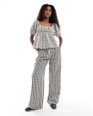 Daisy Street Pull On Boxer Style Trousers - White