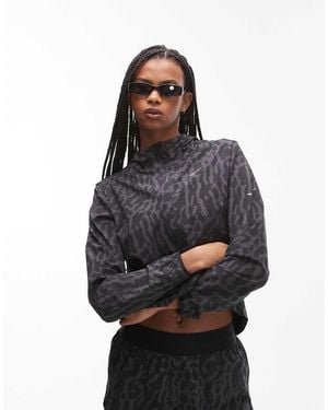 Nike Swift Leopard Print Repel Jacket - Black