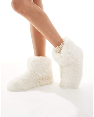 Loungeable Pantuflas Estilo Botas De Piel Sintética Suave De -Blanco