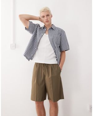 Weekday Pantaloncini Eleganti Oversize Kaki Con Vita Elasticizzata - Grigio