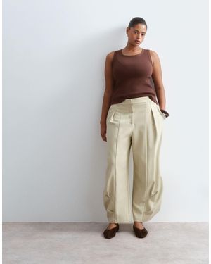 ARRANGE Curve - pantalon ajusté à pinces coupe ample - pistache - Neutre