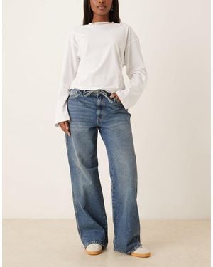 Pimkie – jeans aus mittelem denim mit weitem bein, mittelhohem bund und bindegürtel - Blau