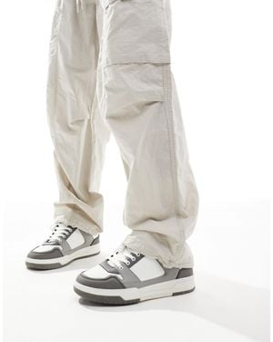 ASOS – sneaker zum schnüren - Weiß