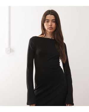 Weekday Vestito Corto A Maniche Lunghe Con Scollo A Barchetta - Nero