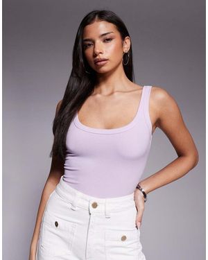 GOOD AMERICAN Scoop Neck Rib Tank Bodysuit - Purple