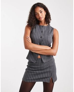 Miss Selfridge – skort aus jersey mit nadelstreifen, kombiteil - Grau