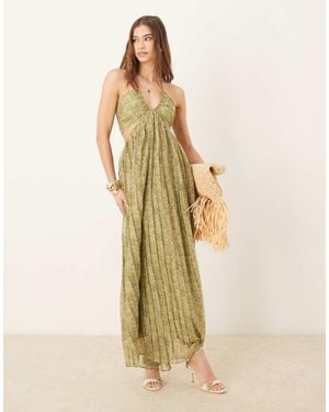 Pretty Lavish Cut-out Pleated Maxi Dress - Multicolour