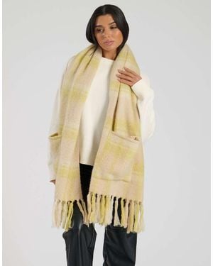 South Beach Fluffy Pocket Scarf With Contrast Stitch - Natural