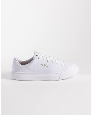 Fred Perry Zapatillas De Deporte Blancas Con Detalle Dorado De Cuero De - Blanco