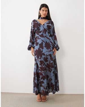 Pretty Lavish Chiffon V Neck Scarf Detail Draped Batwing Sleeve Maxi Dress - Blue