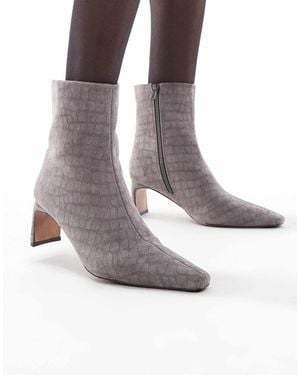 schuh Bethal Pointed Toe Kitten Heel Boots - Gray