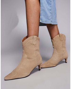 River Island Suede Western Boots With Kitten Heel - White