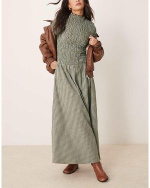 Glamorous Long Sleeve Shirred Maxi Dress - Natural