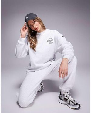 South Beach Crew Neck Jumper - Grey