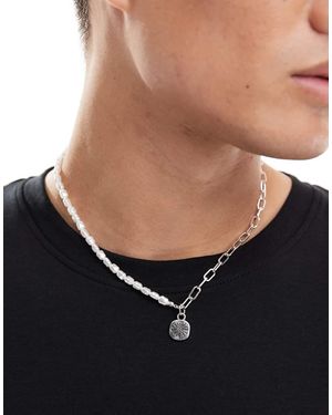 Classics 77 Pearl And Chain Sun Engraved Pendant Necklace - Black