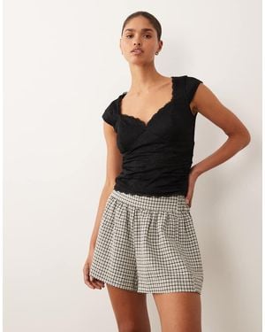 Abercrombie & Fitch Lace Sweetheart Neck Top With Built - Black