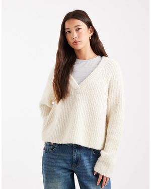 Vero Moda – weicher flauschiger strickpullover - Weiß