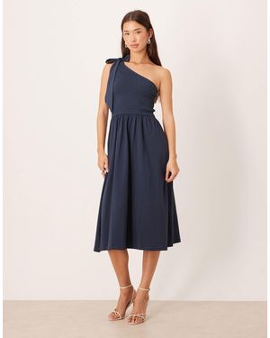 Nobody's Child Tie One Shoulder Shirred Detail Midi Dress - Blue