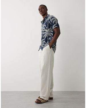 Threadbare Short Sleeve Shirt With Palm Tree Print - White