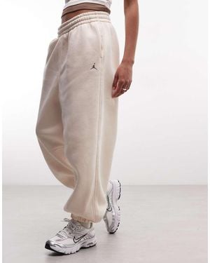 Nike Brooklyn Joggers Con Bajos Vueltos En-Blanco - Neutro