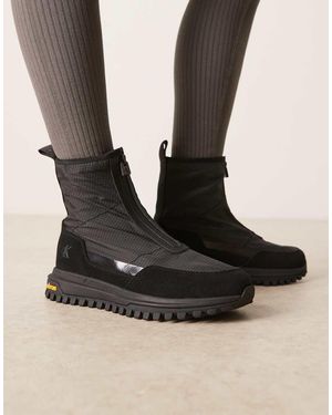 Calvin Klein Botas Negras Con Cremallera De Nailon Vibram De - Negro