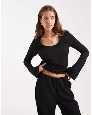 Vero Moda Textured Jersey Bell Sleeve Top Co-Ord - Black