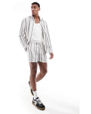 Another Influence – kurze shorts - Weiß
