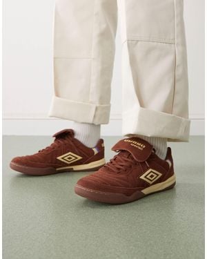 Umbro Speciali Suede Trainers - Brown