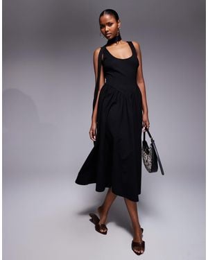 Kaiia Exclusive Scoop Neck Scarf Detail Dropped Basque Waist Maxi Dress in  Grey | Lyst Canada
