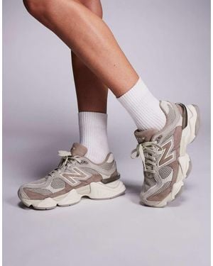 New Balance 9060 Trainers - Brown