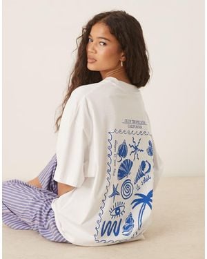 ASOS Oversized Tee With Shell Back Graphic - White