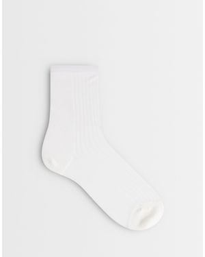 TOPSHOP Sheer Ribbed Socks - White