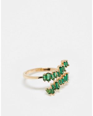 ASOS Bague enveloppante avec strass coupe baguette vert ton sur ton - Métallisé