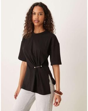 ASOS T-shirt With Cinched Waist And Hardware Detail - Black