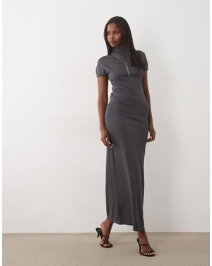 Kaiia Exclusive 90s Fine Knit High Neck Cap Sleeve Top - Gray