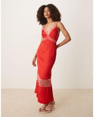 Never Fully Dressed Midaxi Slipdress Met Contrast - Rood