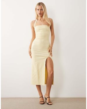 Vesper Vestido Midi Amarillo Con Abertura Hasta El Muslo Y Cuello Halter De Bengalina - Neutro