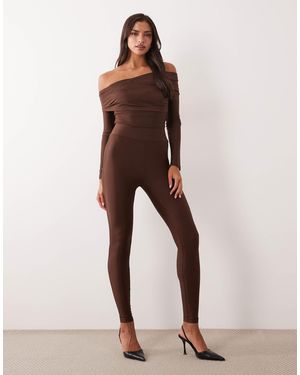 Ruched & Ready Sculpted-leggings mit hohem bund und hochglanz - Natur