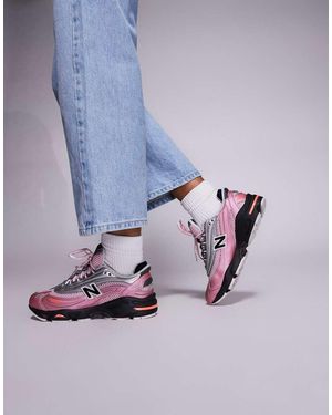 New Balance M1000 Unisex Trainers - Pink