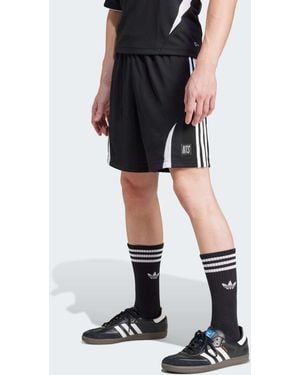 adidas Originals Originals Shorts ADIDAS X NTS RADIO ALLOVER PRINT SST HOSE - Schwarz