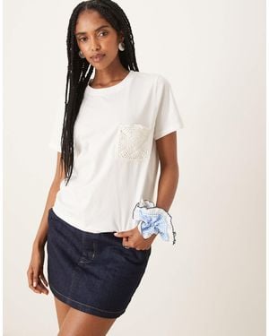Jdy Crochet Pocket Detail T-shirt - White