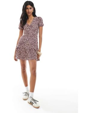 New Look Ditsy Floral Crinkle Mini Dress - Pink